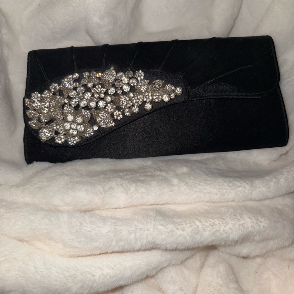 Elegant Black Clutch with Silver and Lot’s of Beautiful Rhinestones!